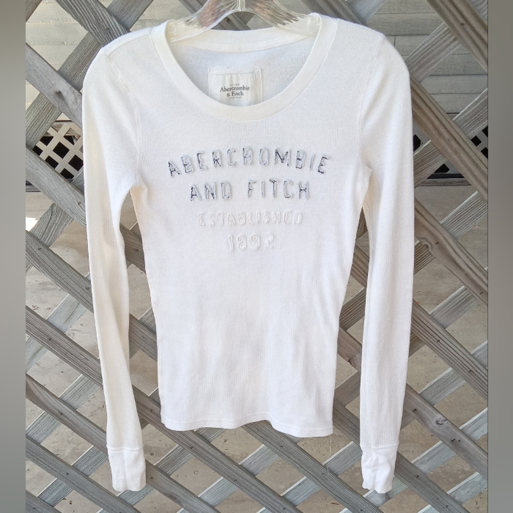 Vintage Abercrombie and Fitch White Long Sleeve Lightweight Thermal Womens Shirt